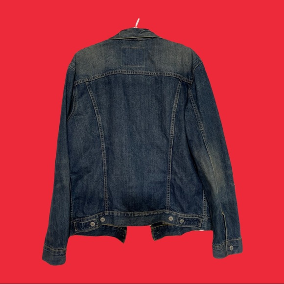 Like New Levis Jean Jacket - Picture 2 of 2